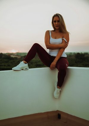 Mature Yoga Pants Pics