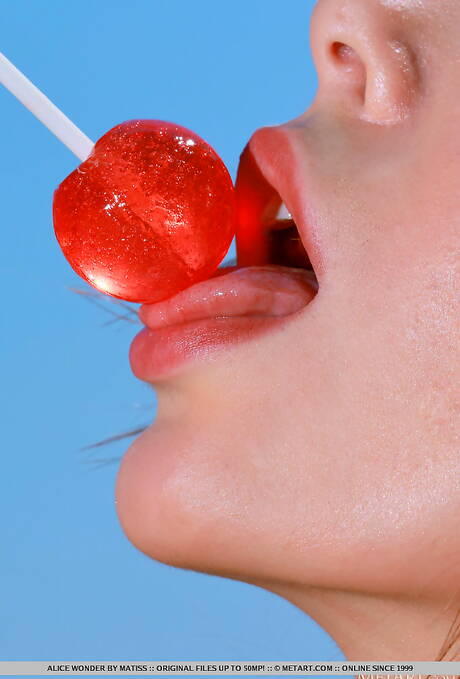 Met Art are pleased to offer you a free pics featuring Alice Wonder showing hot body